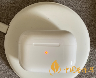 airpods pro無線充電燈一會(huì)就不亮了-無線充電斷電原因