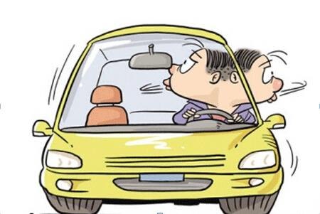 開車抽煙扣分嗎，2018年開車抽煙如何處罰