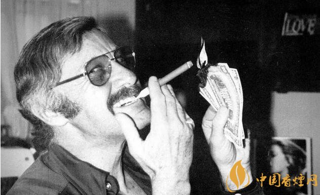 漫威之父斯坦&middot;李去世 盤(pán)點(diǎn)抽雪茄的漫威英雄